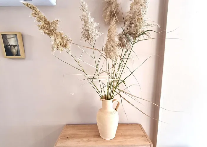 Apartment Spacious 3apt Combo, Fast Wifi, 5min Walk To *