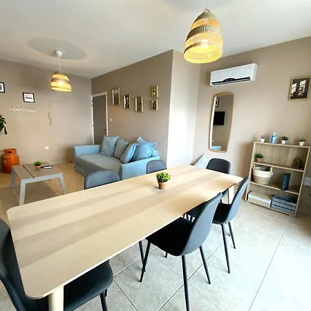Spacious 3apt Combo, Fast Wifi, 5min Walk To * 拉纳卡